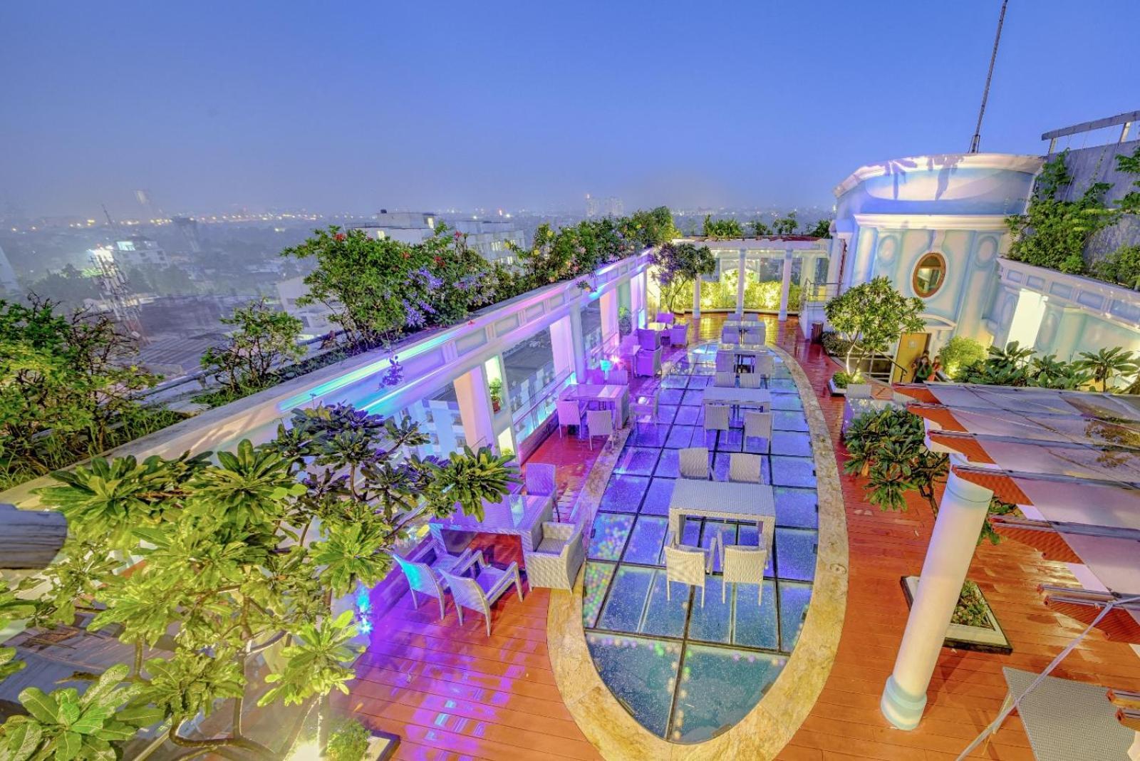 De Sovrani Hotel Kolkata Bagian luar foto