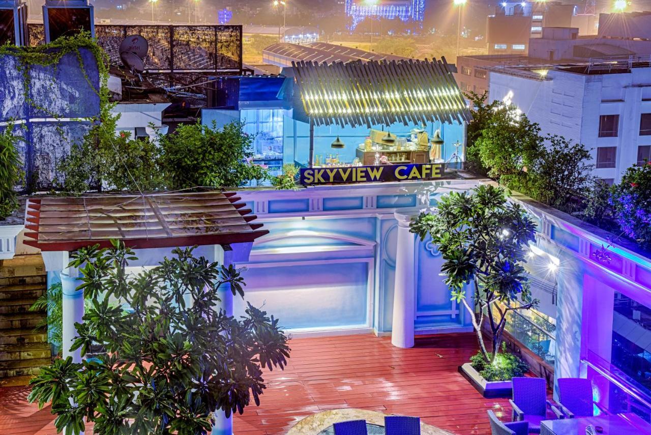De Sovrani Hotel Kolkata Bagian luar foto